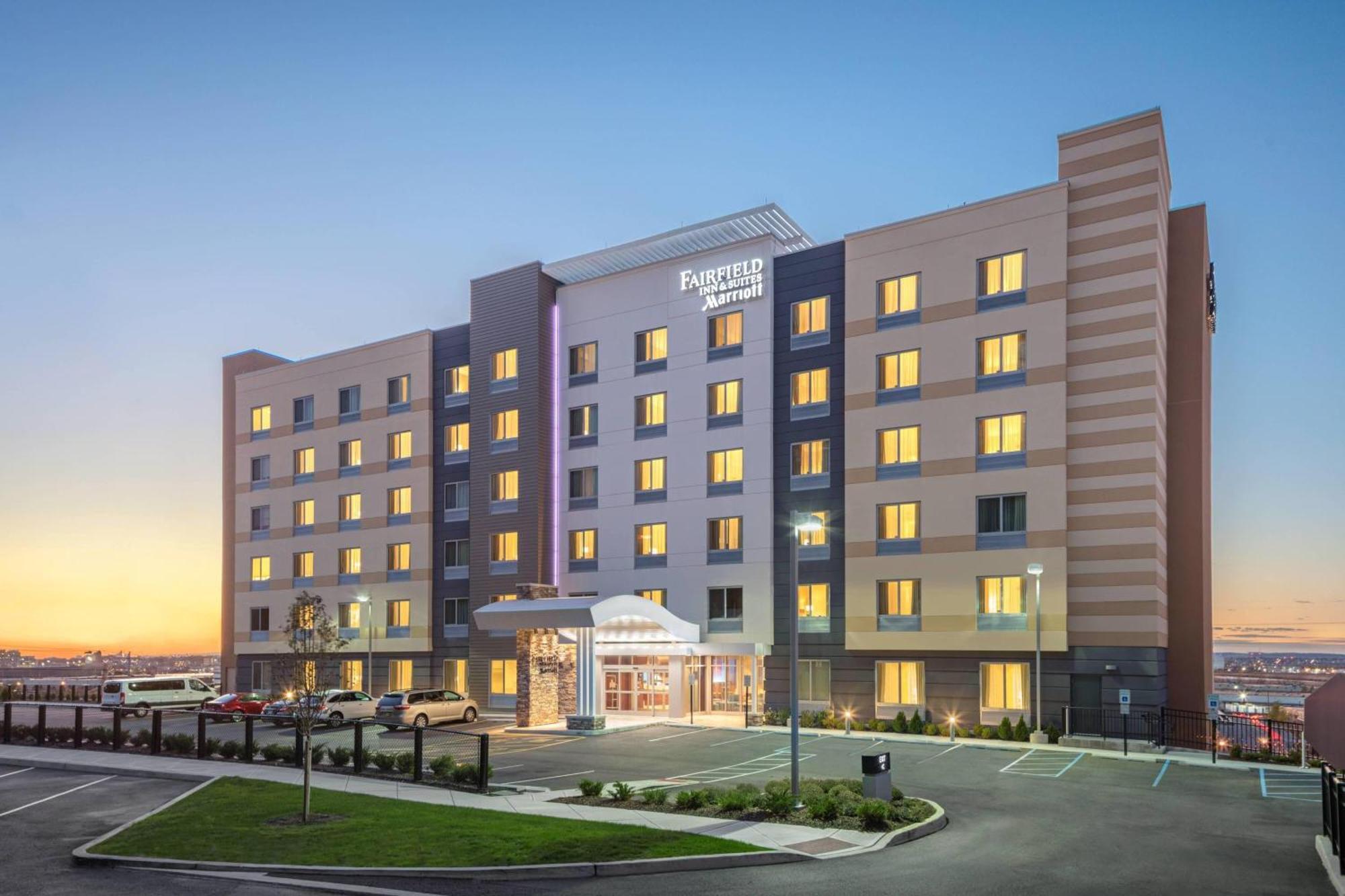 Fairfield Inn & Suites By Marriott North Bergen Kültér fotó